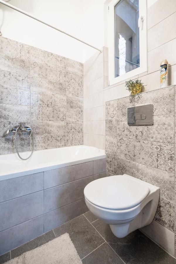 Lovely Studio In The Heart Of 布达佩斯 外观 照片