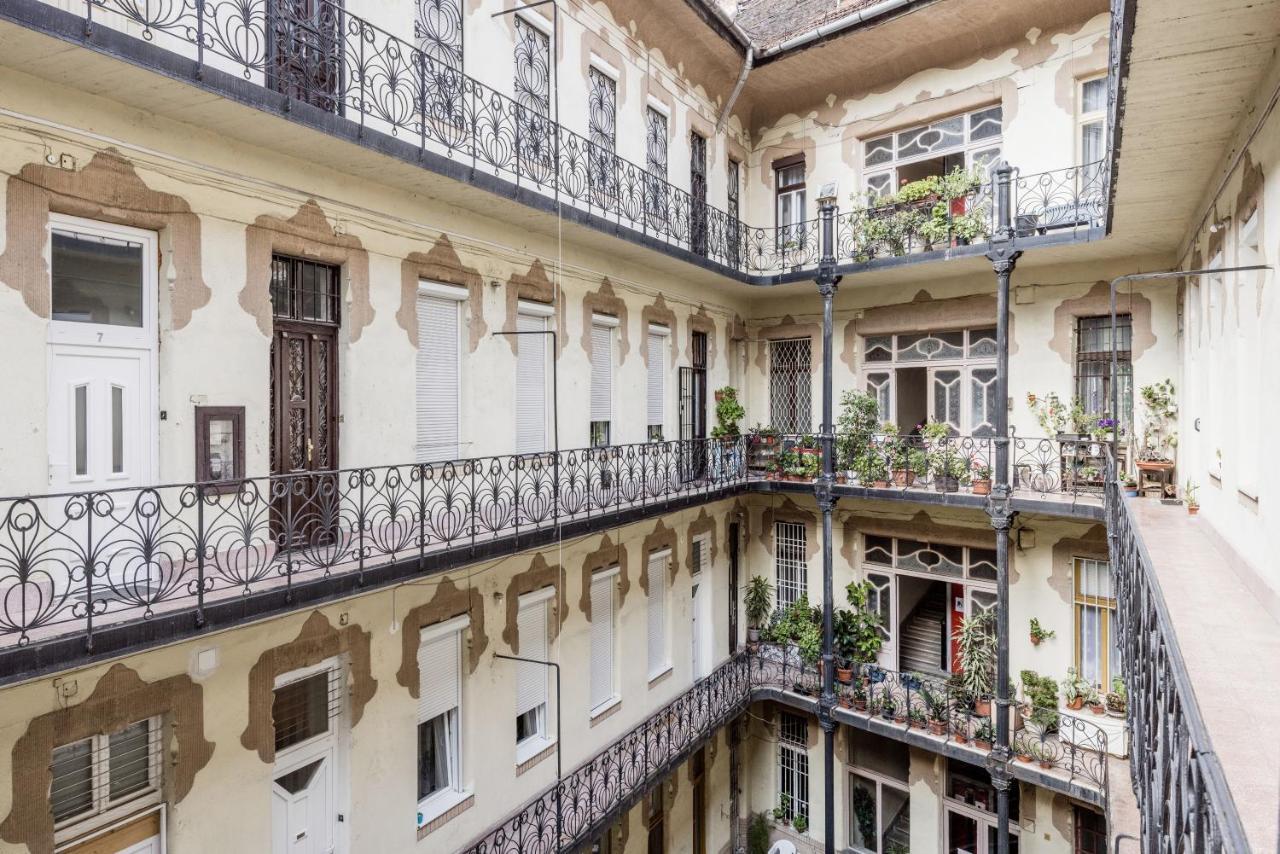 Lovely Studio In The Heart Of 布达佩斯 外观 照片