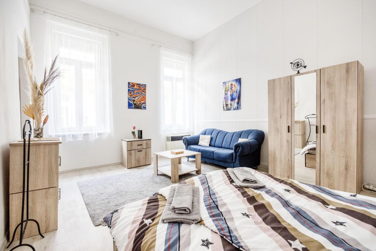 Lovely Studio In The Heart Of 布达佩斯 外观 照片