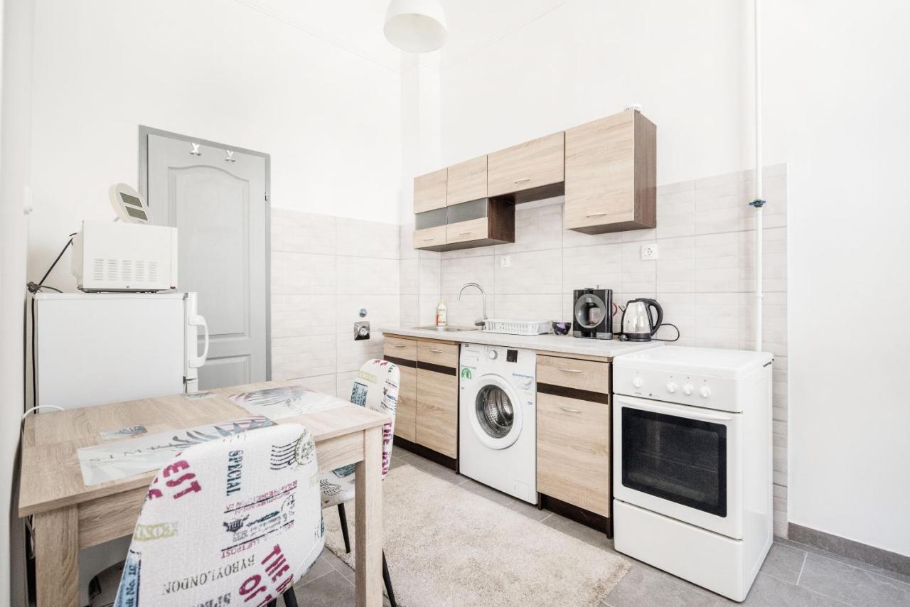 Lovely Studio In The Heart Of 布达佩斯 外观 照片